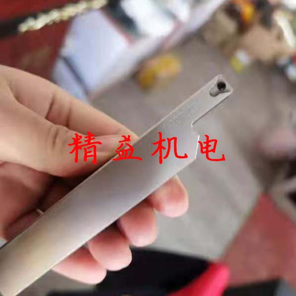數控(kòng)車刀杆(gǎn)14