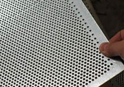 沖(chòng)孔網尺(chǐ)寸不合(hé)适的原(yuán)因