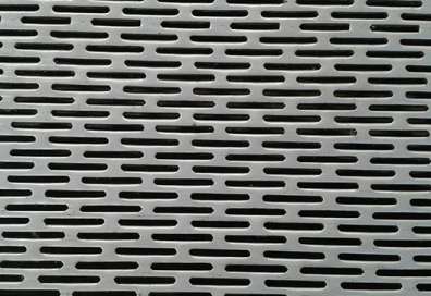 怎麽處理沖(chong)孔網的除鏽清潔(jie)工作