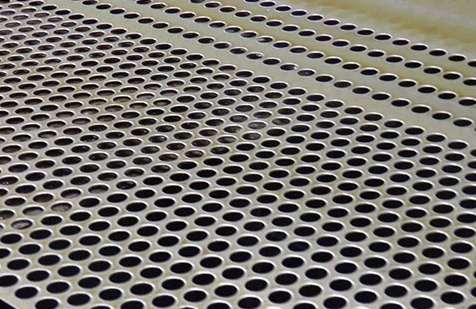 噴(pen)塑之後的沖孔(kong)網會有怎樣的(de)變化