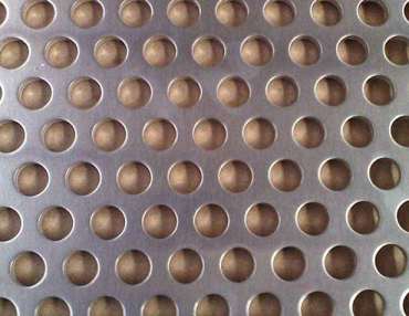 沖孔網因材質(zhì)可以用于裝飾(shì)