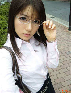 谁说妈妈像月亮