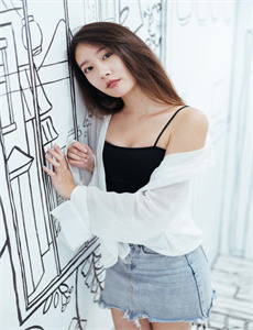 美女被爆操后高潮喷水