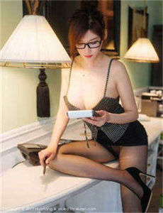 《曾小雨-奇米777四色成人影视》